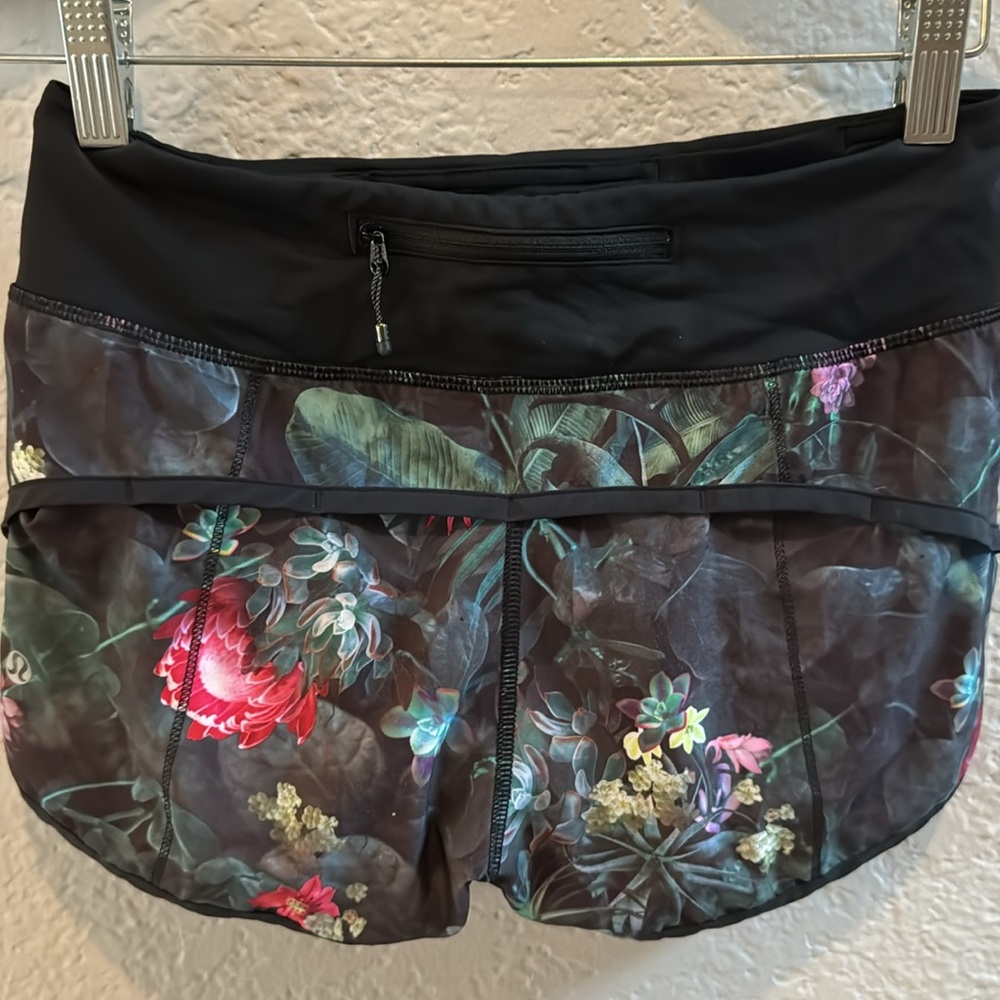 RARE pattern. Perfect condition. - Picture 2 of 3